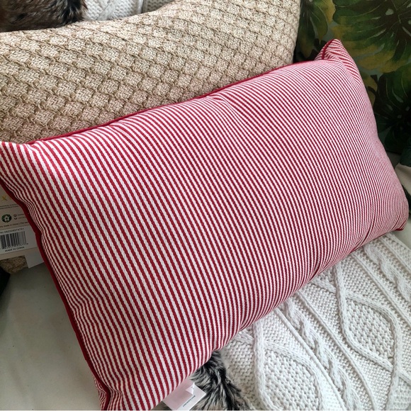 💝New! “Be Mine” Valentine’s Day Over Stuffed Pillow - Picture 5 of 8